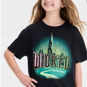 Girls Oversized Wicked tee NWT, Size Large PLUS